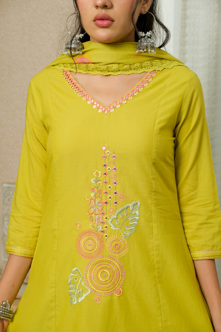 MINTED ELEGANCE HAND-PAINTED DUPATTA SUIT SET