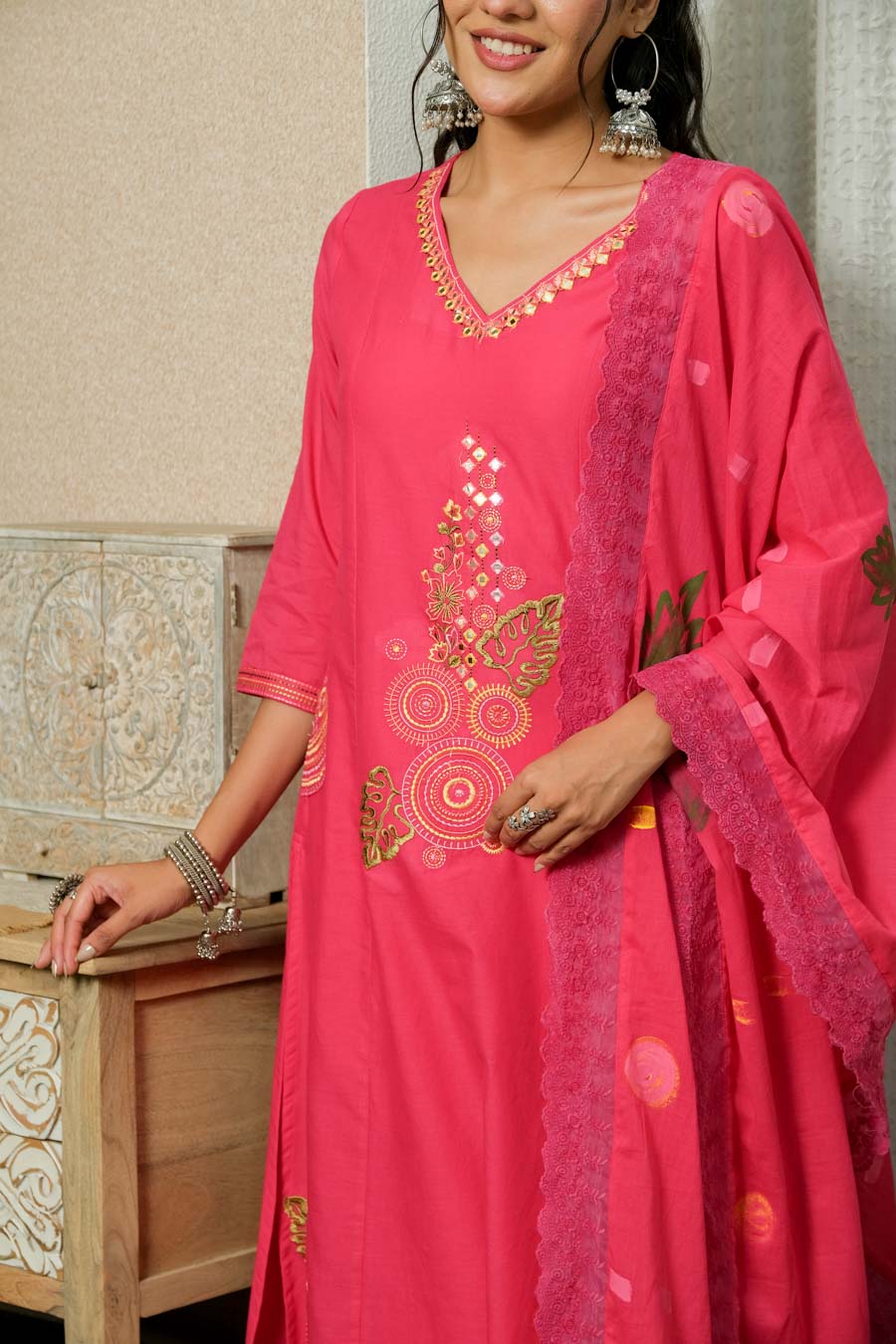 FUSCHIA PINK ELEGANCE HAND-PAINTED DUPATTA SUIT SET