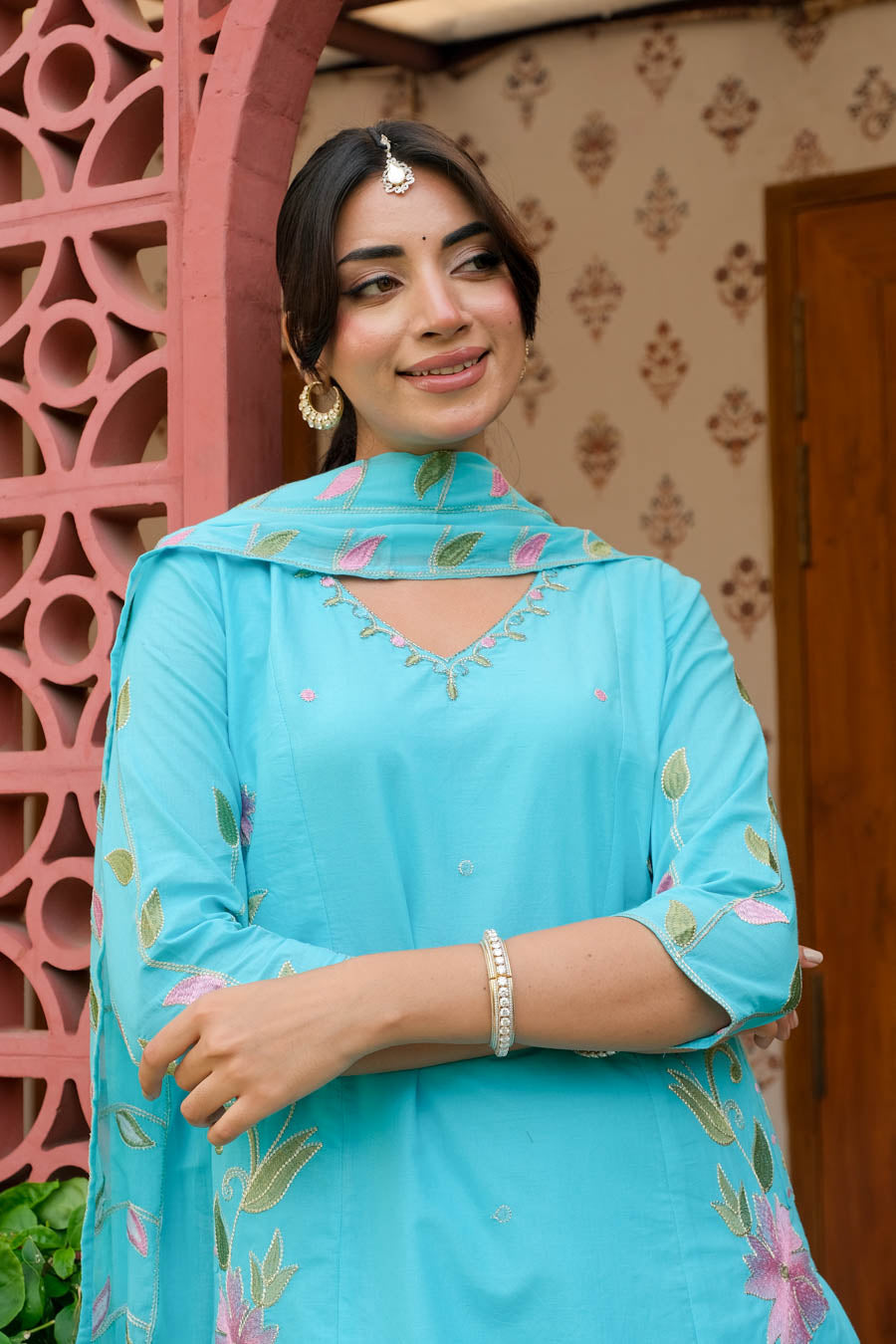 AQUA FLORAL EMBROIDERED SUIT SET