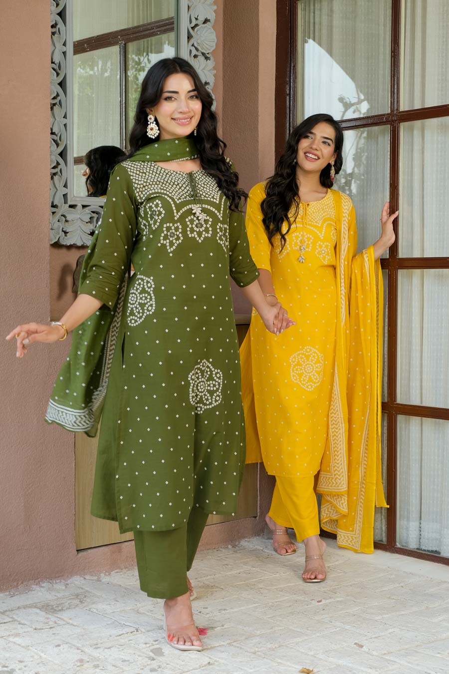 SUNFLOWR HERITAGE BANDHEJ SUIT SET