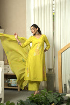 MINTED ELEGANCE HAND-PAINTED DUPATTA SUIT SET