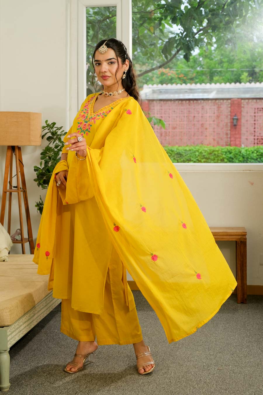 ROYAL SUNFLOWER SUIT SET
