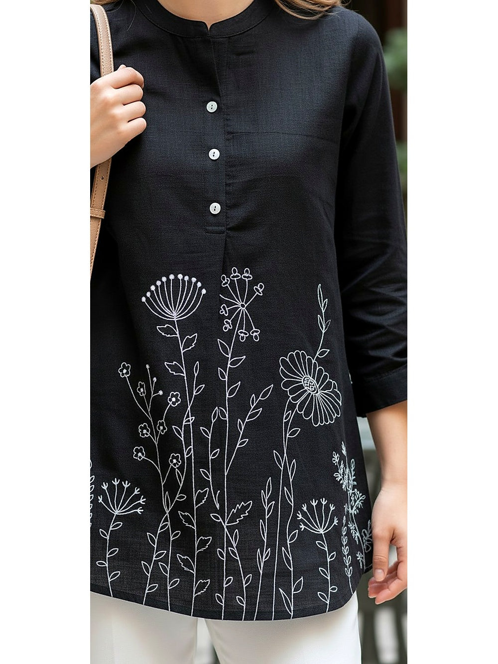 BLACK SOULFUL EMBROIDERED TOP