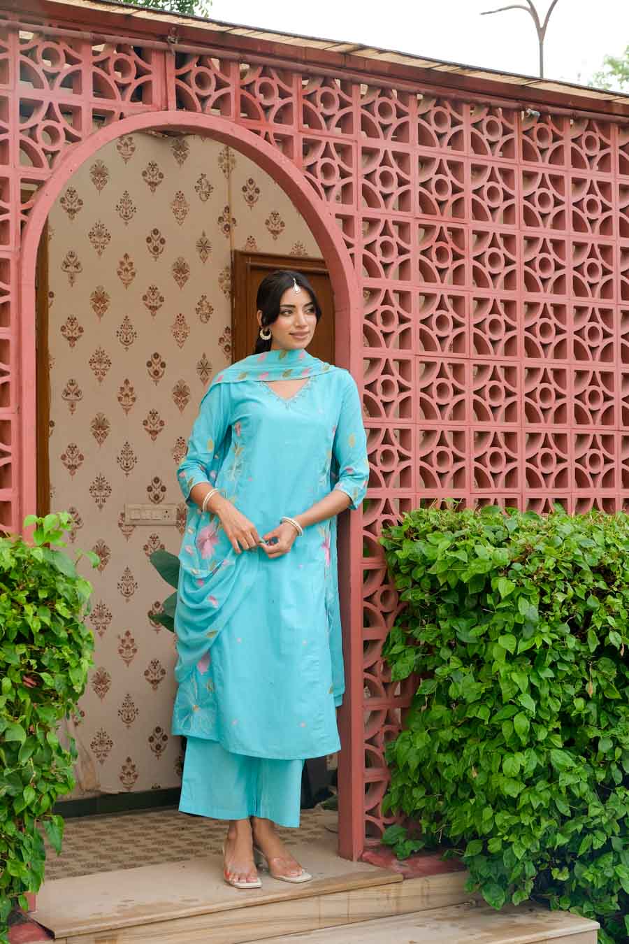 AQUA FLORAL EMBROIDERED SUIT SET