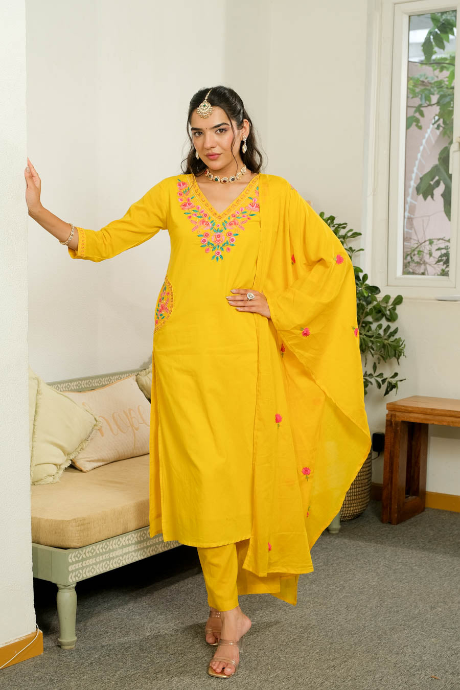 ROYAL SUNFLOWER SUIT SET