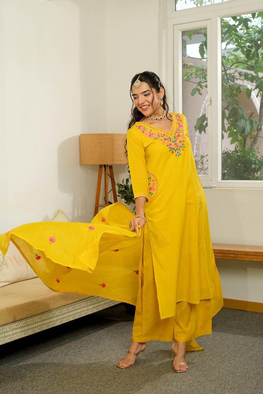 ROYAL SUNFLOWER SUIT SET